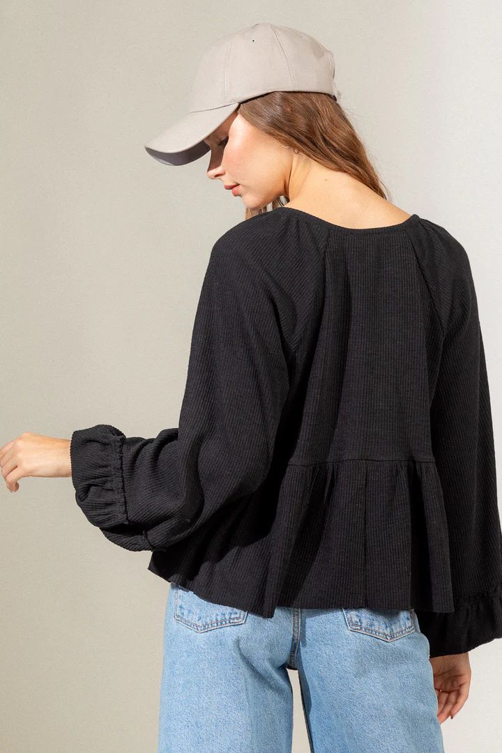 Women's Fashionable Pleated Sunken Stripe Knitted Bottoming Shirt Top