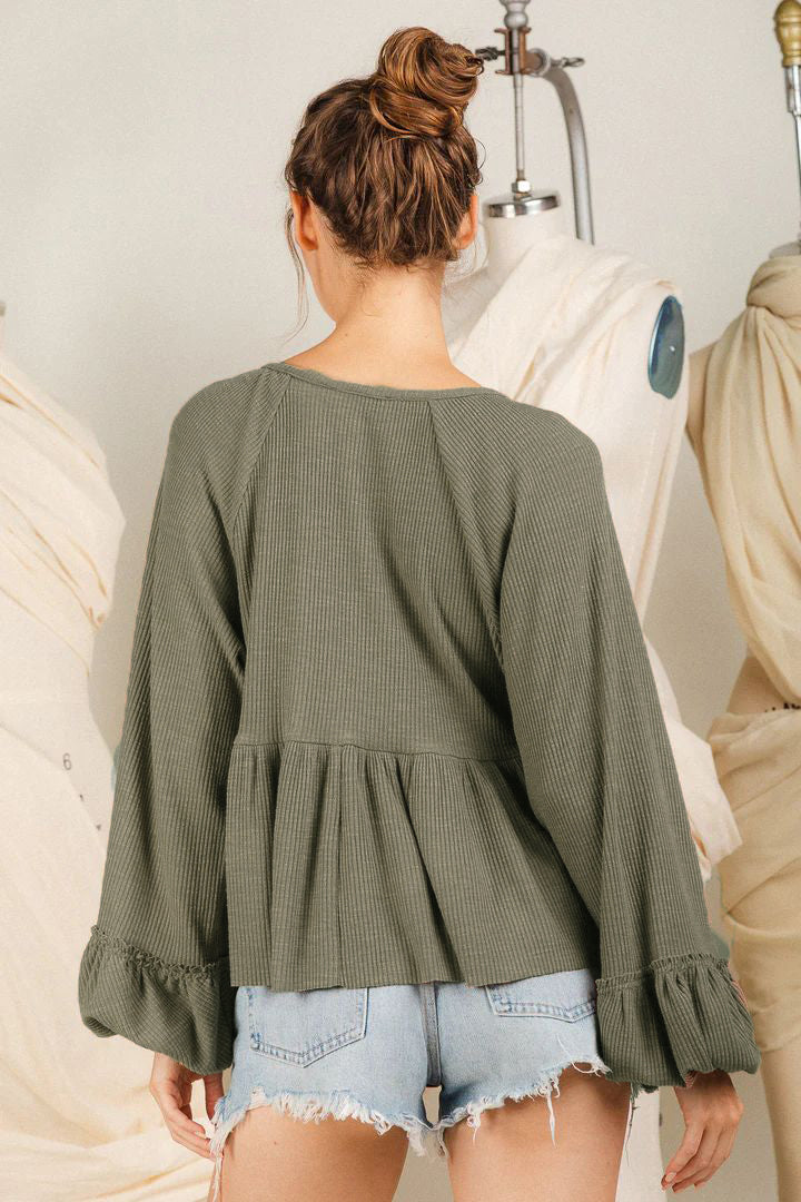 Women's Fashionable Pleated Sunken Stripe Knitted Bottoming Shirt Top